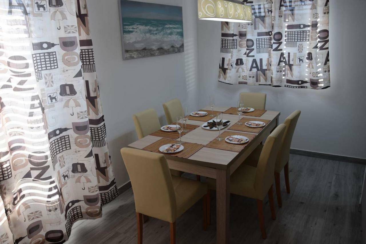 The Globetrotter'S Residence Kaštel Novi المظهر الخارجي الصورة