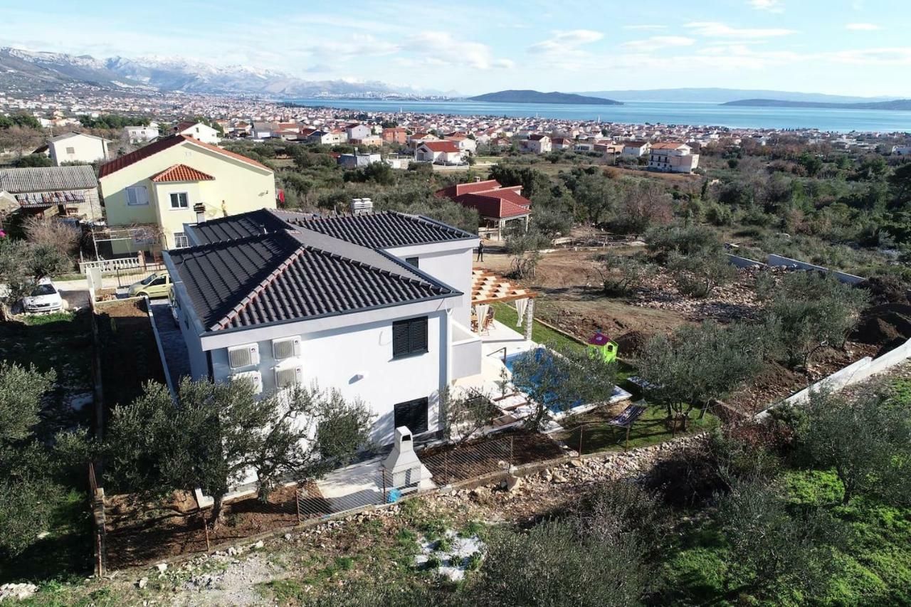 The Globetrotter'S Residence Kaštel Novi المظهر الخارجي الصورة