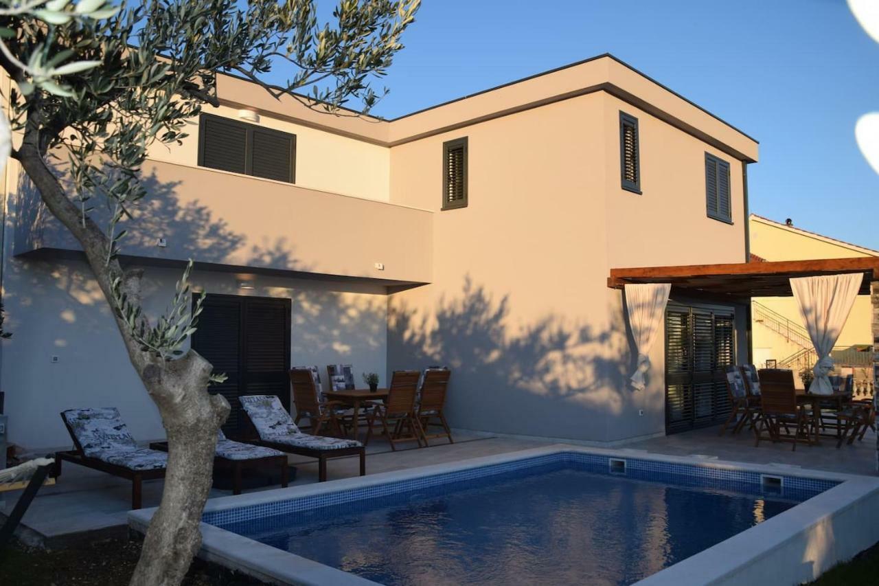 The Globetrotter'S Residence Kaštel Novi المظهر الخارجي الصورة