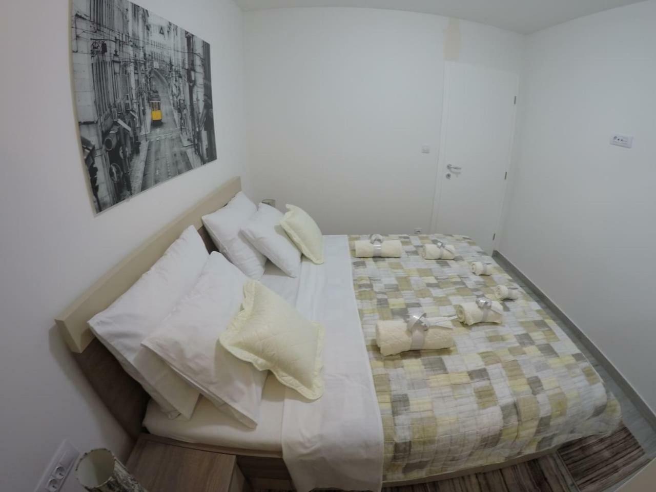 The Globetrotter'S Residence Kaštel Novi المظهر الخارجي الصورة